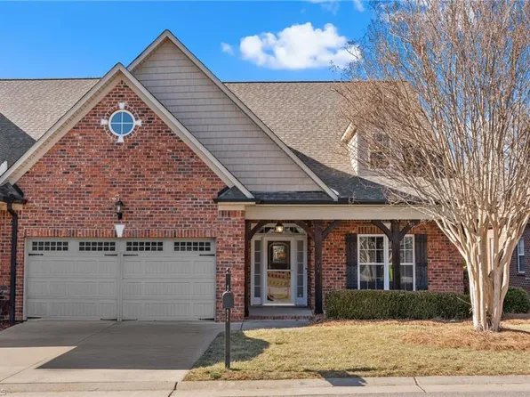 404 Suzanne Ln, Lexington, NC 27295