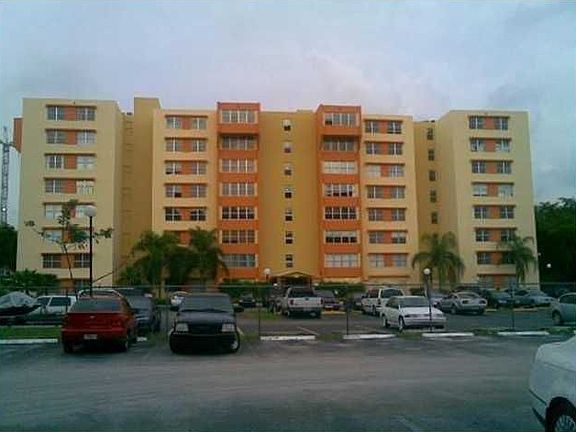 5th image of 9143 SW 77 Av B805 #B805
