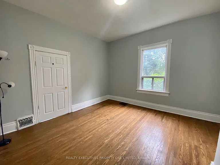 280 Annette St #1 — Photo 5