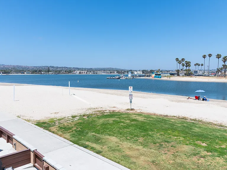 3750 Bayside Walk #6 — Photo 21