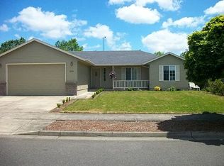 1285 Adelman Loop, Eugene, OR 97402