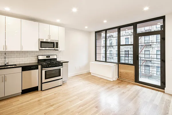 Rented by Pielet Brothers Management LLC | media 14