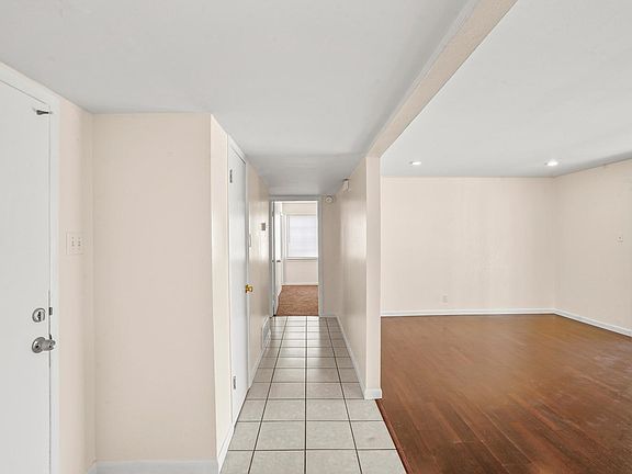4th image of 2637 Ceylon Dr