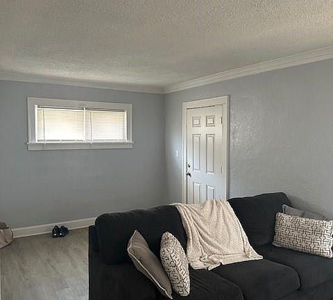 4th image of 3307 Cleveland Ave