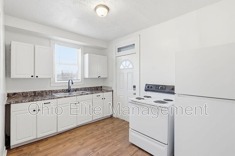 1st image of 500 N Champion Ave