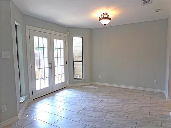 3rd image of 1532 Barbara Dr