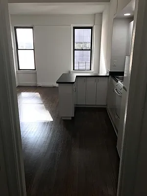 Rented by Solil Management | media 3