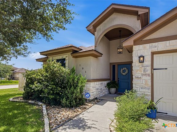 3rd image of 101 San Polo Ct