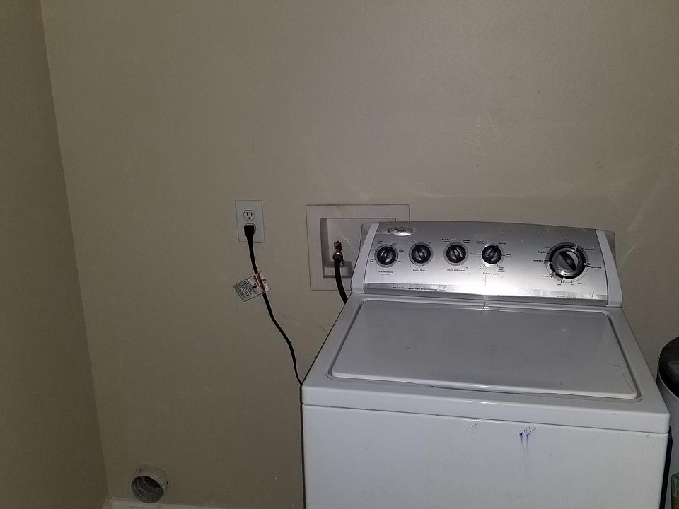1st image of 1110 Lizardi St