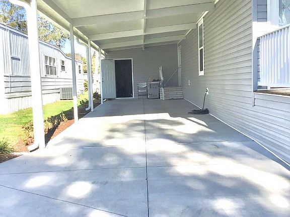 4th image of 127 Oakhill View Dr