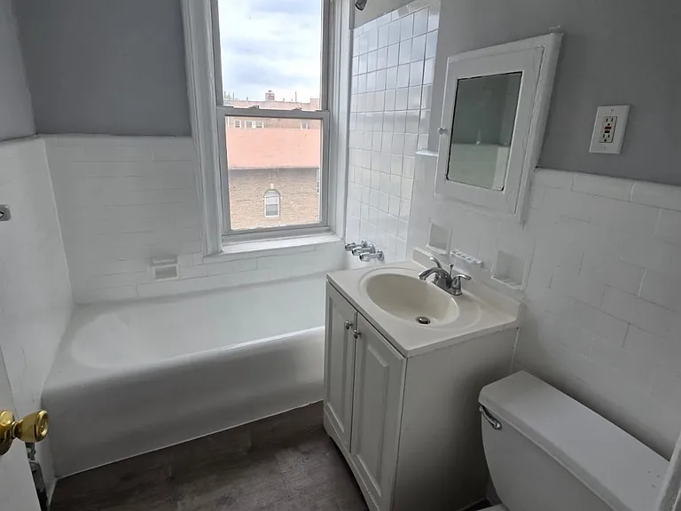 375 Sanford Ave #306 — Photo 4