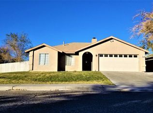 332 W Felspar Ave, Ridgecrest, CA 93555