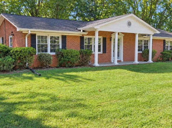 5747 Wards Gap Rd, Cana, VA 24317
