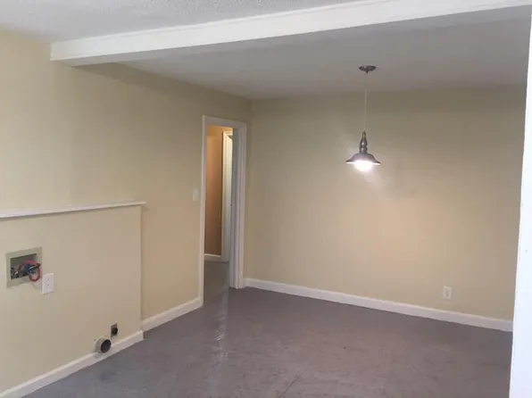 1003 E Lexington Ave, High Point, NC 27262