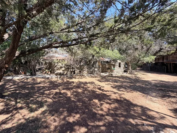 207 Hub Dr, Wimberley, TX 78676