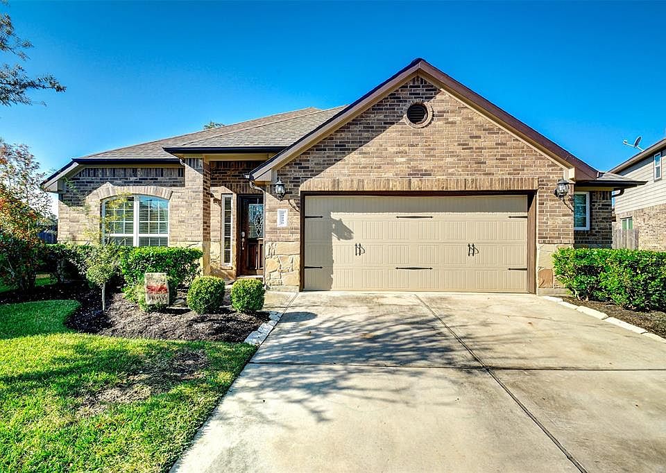 1st image of 24238 Emerson Creek Ln