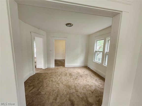 5th image of 10717 Kimberly Ave