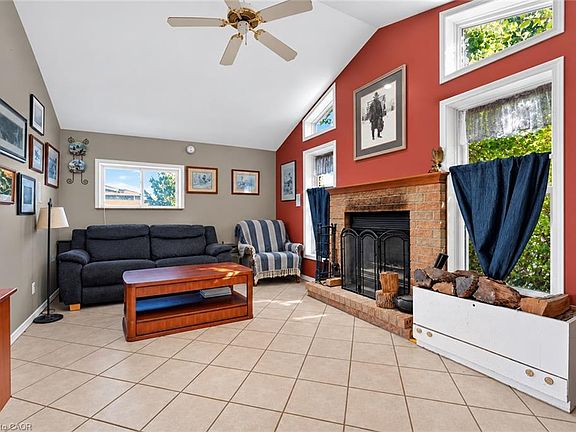 4th image of 4418 Tufford Rd