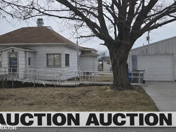 65 13th Ave W, Albia, IA 52531