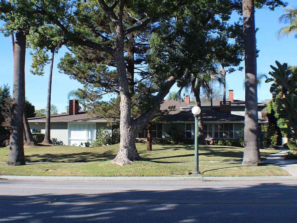1st image of 453 S Orange Grove Blvd APT 7