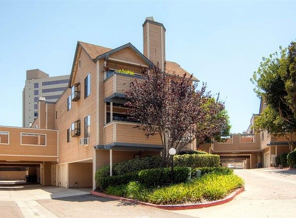 2nd image of 9250 Towne Centre Dr Unit 10