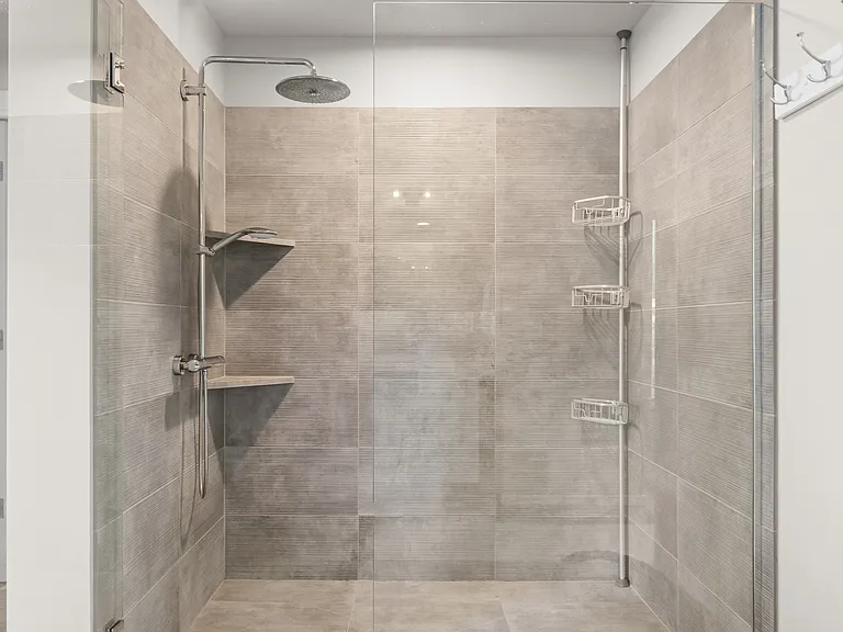 4808 Amherst Way SW — Photo 41