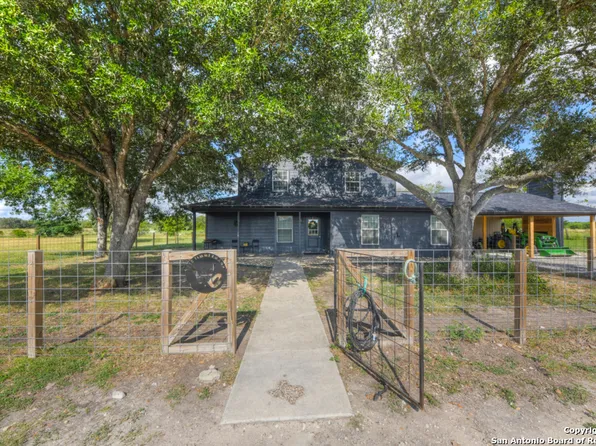 1510 Timmermann, Seguin, TX 78155