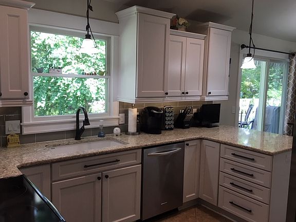 3rd image of 15249 Grand Oak Dr