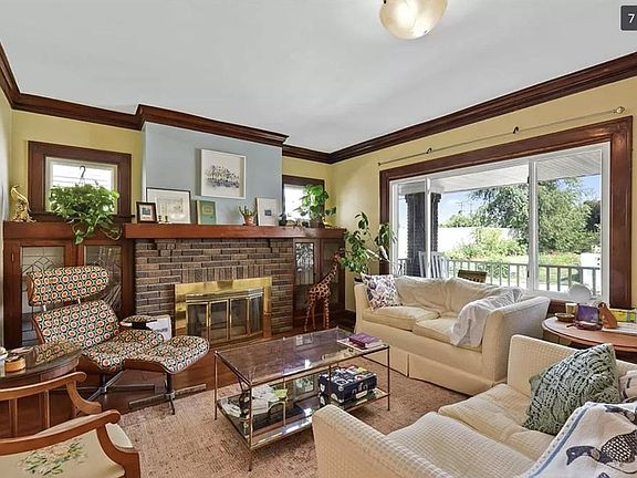 3rd image of 1366 W 73rd St #1