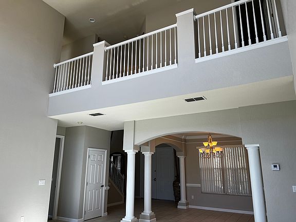 4th image of 2706 Bartlet Dr