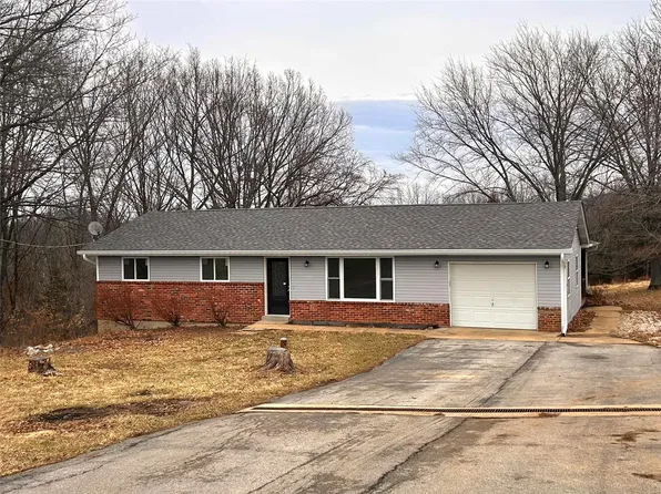 2449 Holtgrewe Rd, Washington, MO 63090