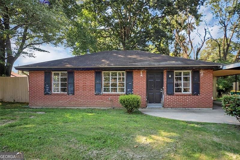 1st image of 753 Glenn Dr