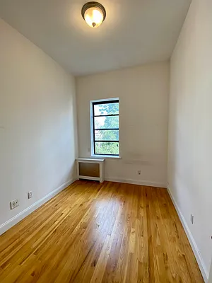 Rented by Corcoran | media 14