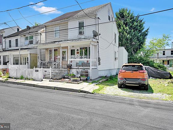 3rd image of 532 W Washington St
