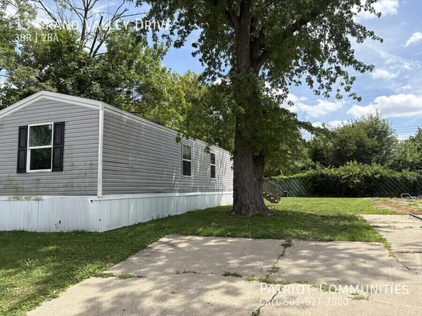 13 Grand Valley Dr, Springfield, IL 62702