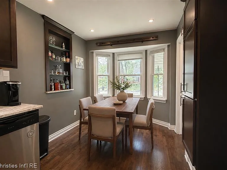 2990 Oakshire Ave — Photo 8
