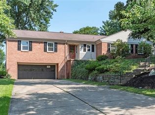 1681 Pinetree Dr, Pittsburgh, PA 15241