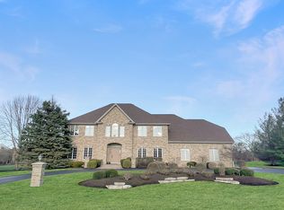25429 N North Bridge Rd, Lake Zurich, IL 60047