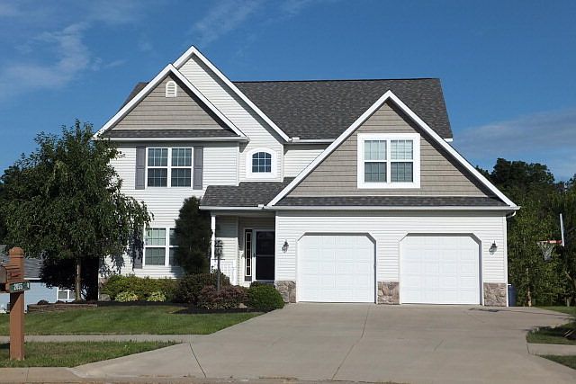 1st image of 2055 Stone Hedge Ln