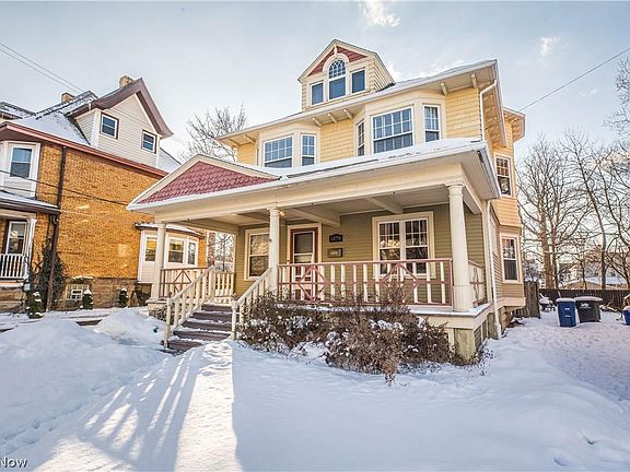 2nd image of 1378 Beach Ave