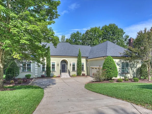 11318 Colonial Country Ln, Charlotte, NC 28277