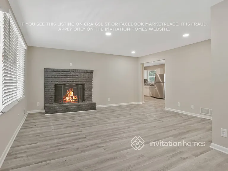 3569 Troutdale Ct — Photo 6