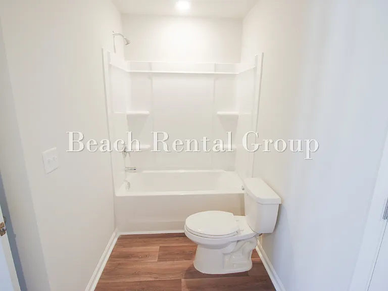 1320 Speedway St — Photo 21
