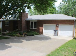 2514 Apple Dr, Emporia, KS 66801