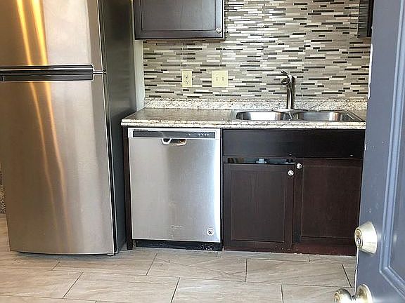 5th image of 6427 Wurzbach Rd APT 37