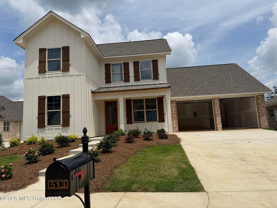 1st image of 513 Fusion St