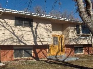 10 Anchorage Ct, Longmont, CO 80504