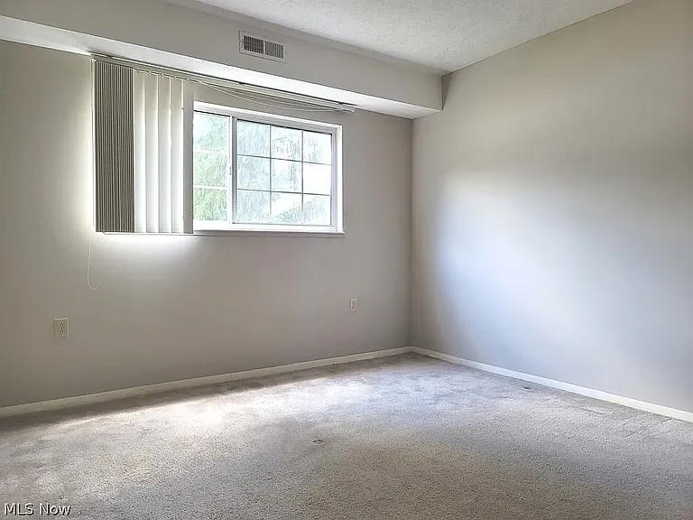 10365 Glenway Dr #102 — Photo 8