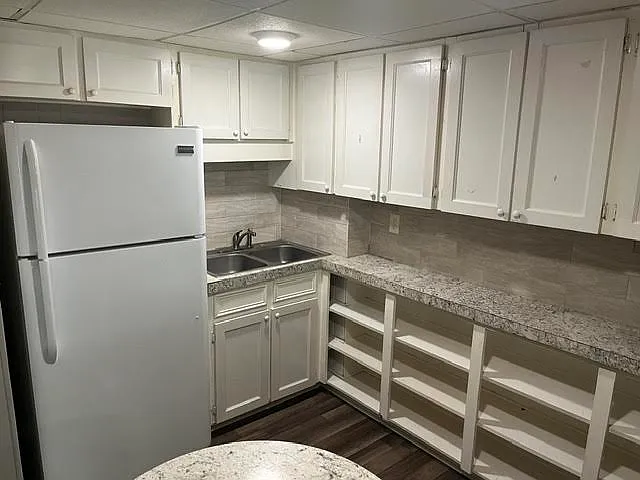 1 bed, $1,300 — Photo 4