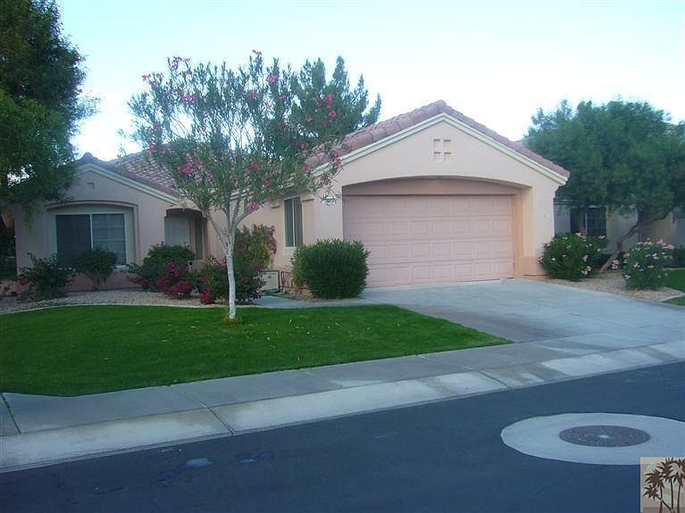 1st image of 78954 S Quiet Springs Dr